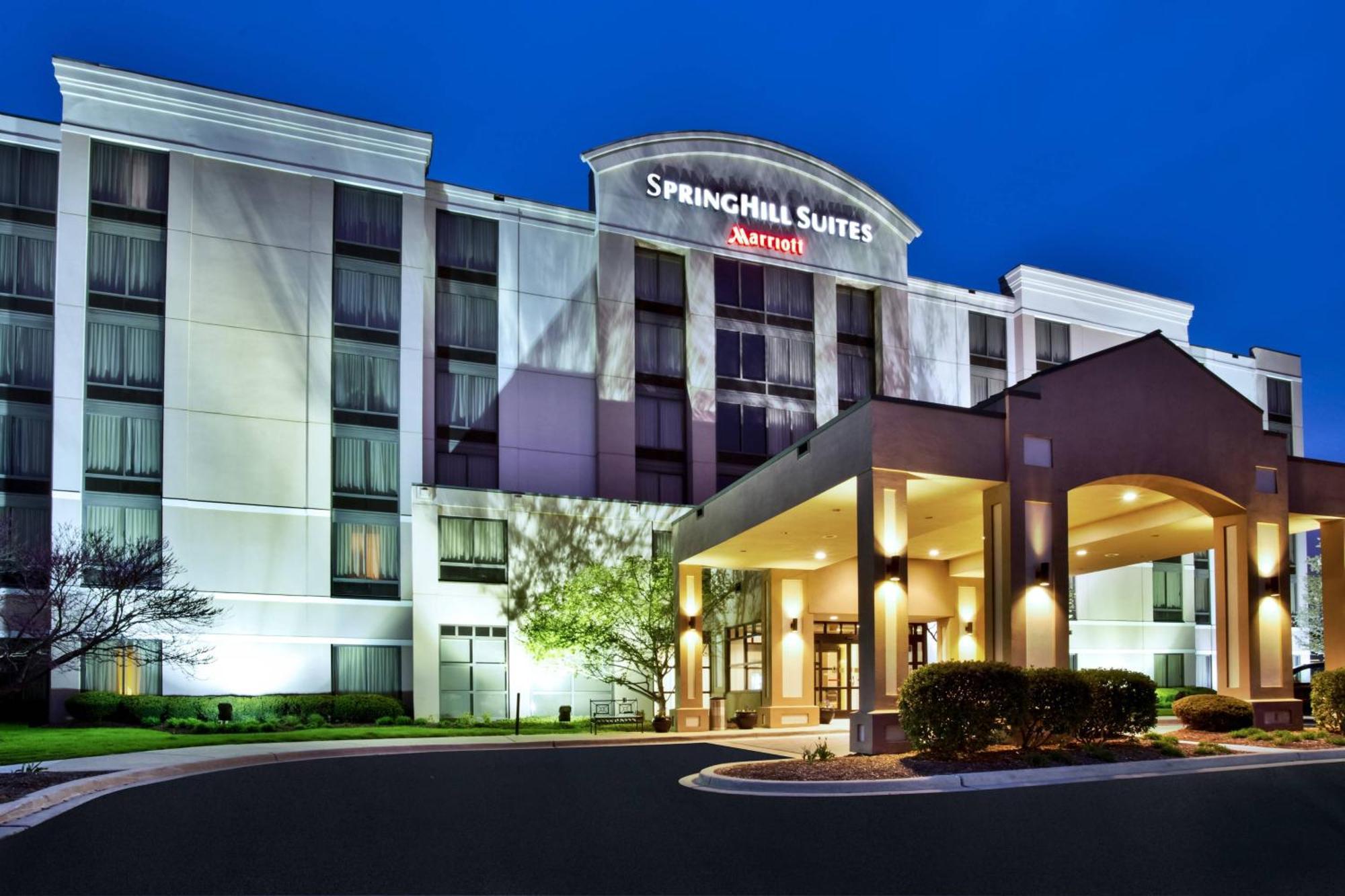 Springhill Suites By Marriott Chicago Elmhurst Oakbrook Area Exterior photo