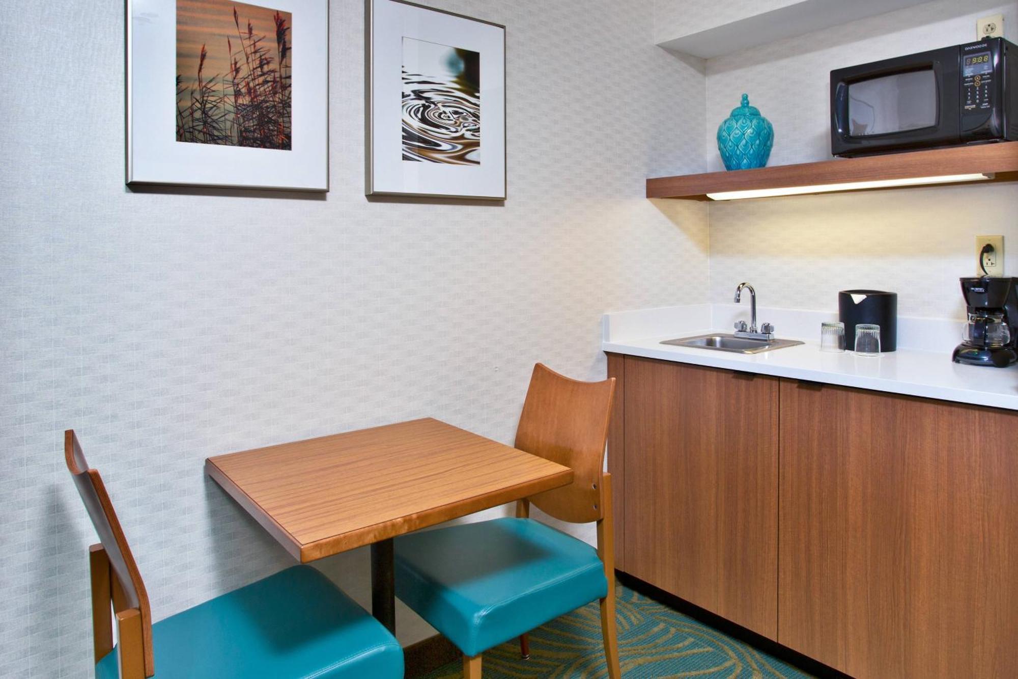 Springhill Suites By Marriott Chicago Elmhurst Oakbrook Area Exterior photo